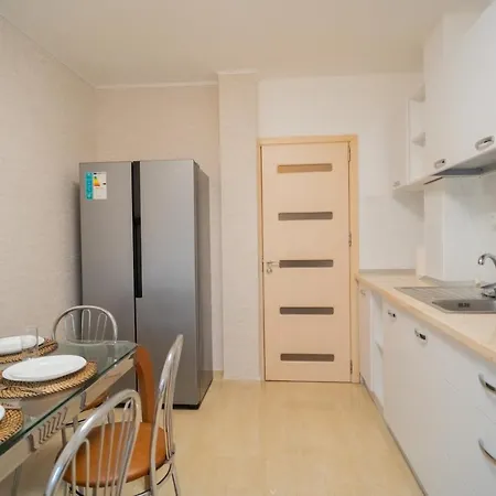 Apartment Cosmopolitan Comfort In